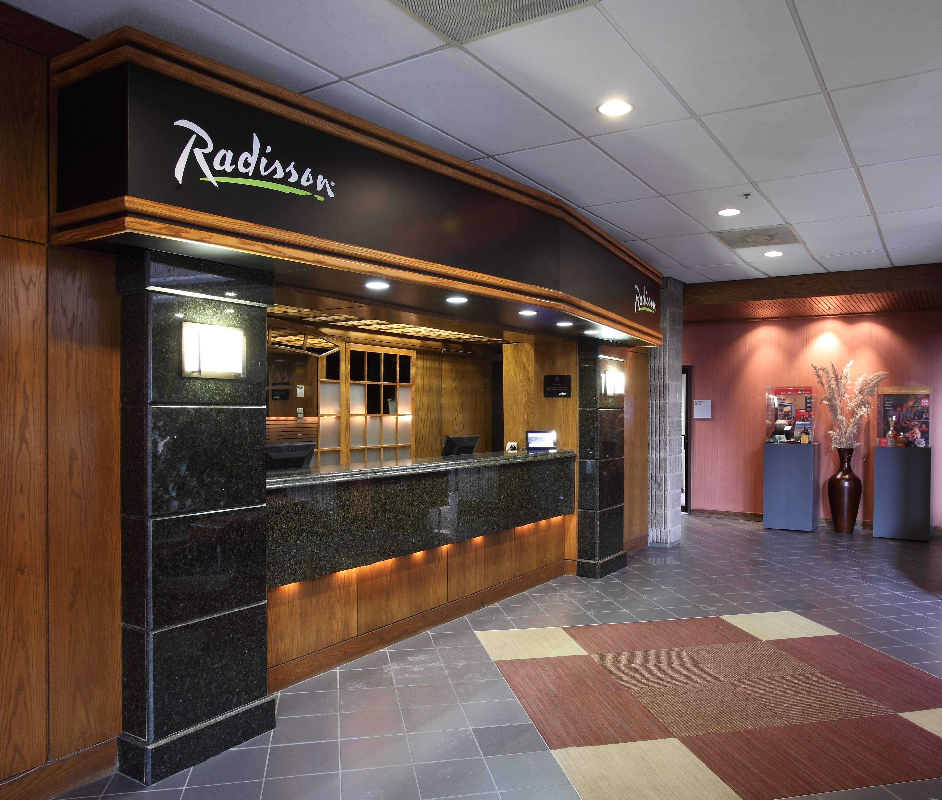 Radisson Hotel Corning Exteriör bild